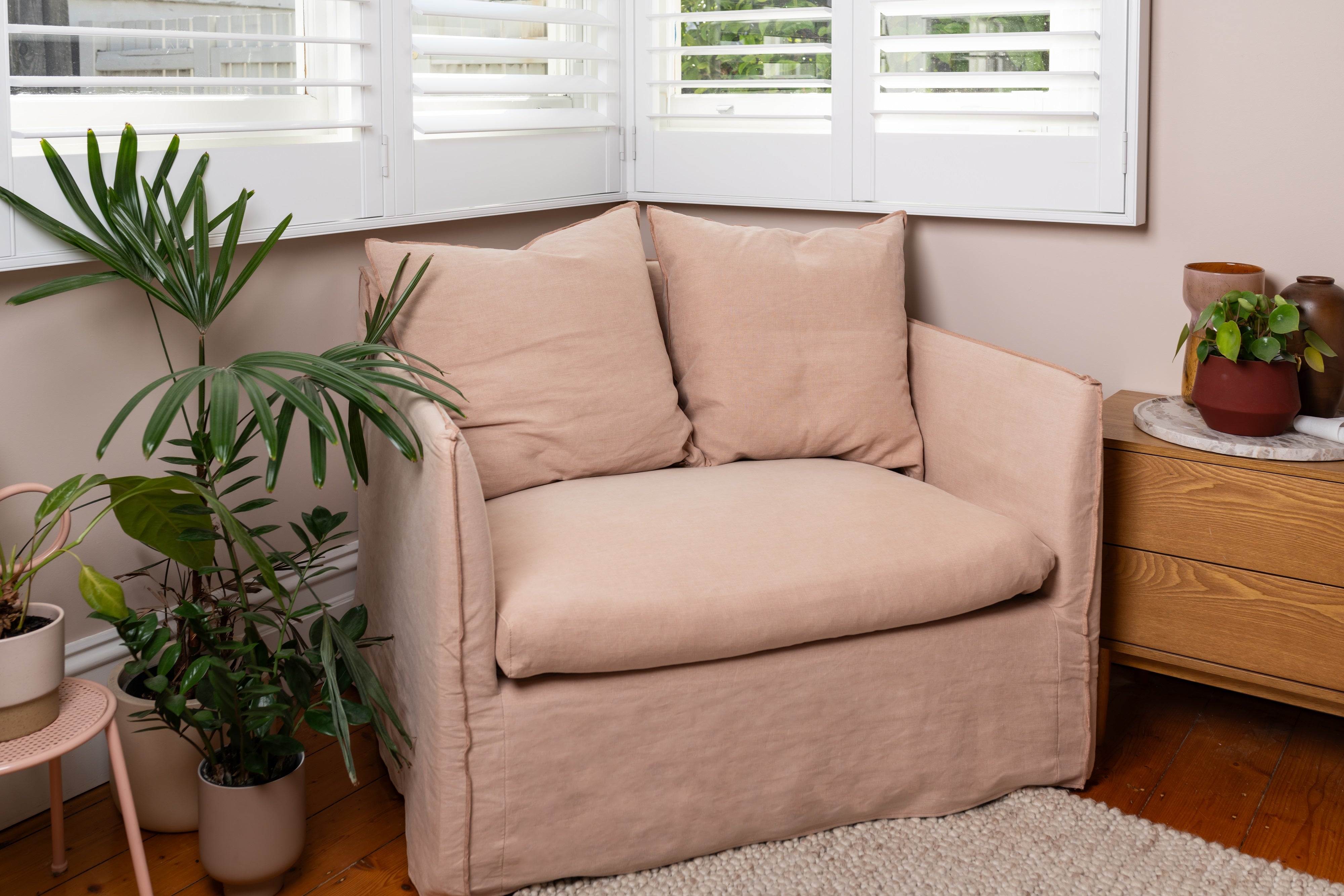 Internal Couch Protector installation - safeguarding the inner cushion